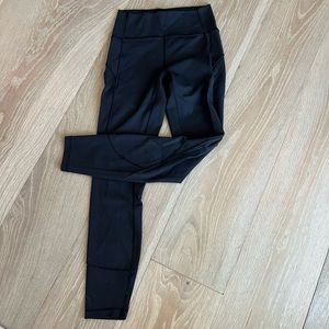 Lululemon In Movement Tight 25”